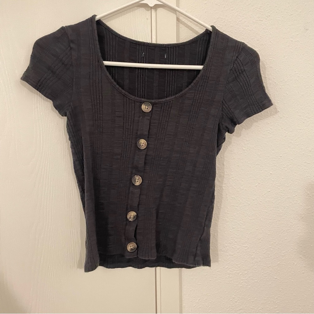 American Eagle buttoned T-shirt